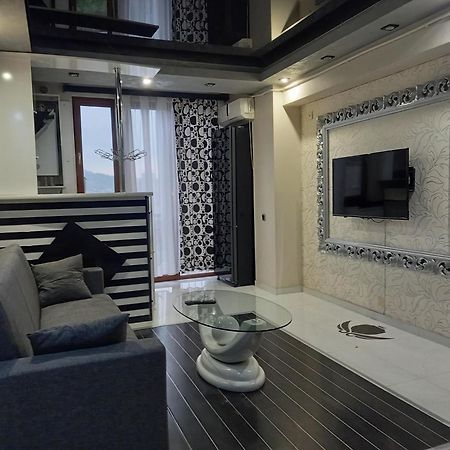 Gevorg'S Appartment Yerevan Exterior foto